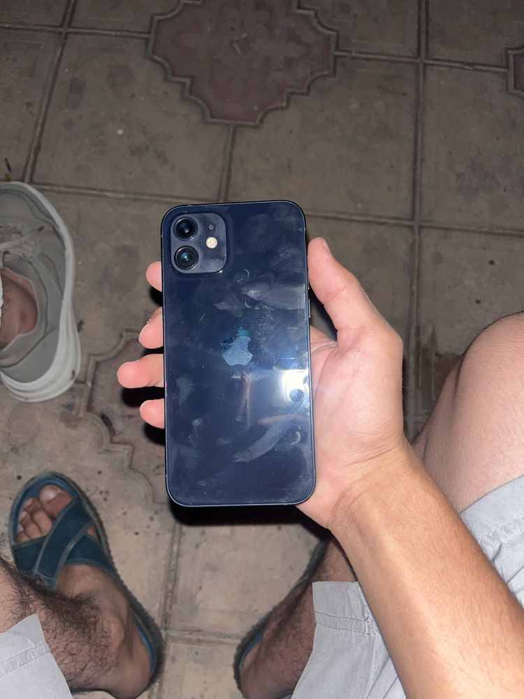 iPhone 12   Ideal karobka dakument narxini keliwamz