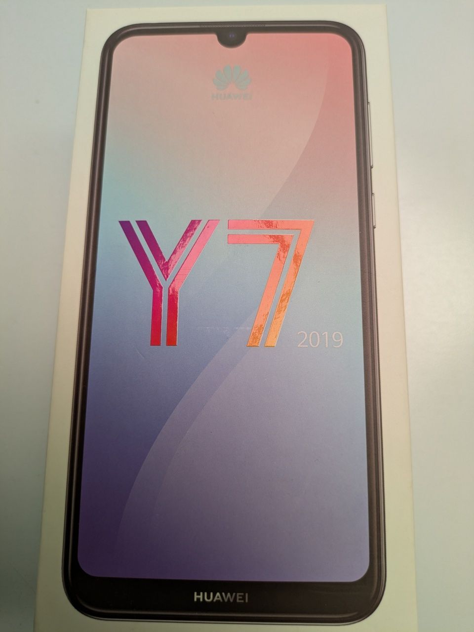Продавам телефон Huawei Y7 2019 Dual sim