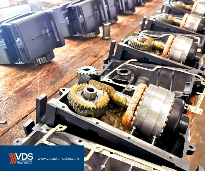 Автоматика за плъзгащи врати 600кг / 250w