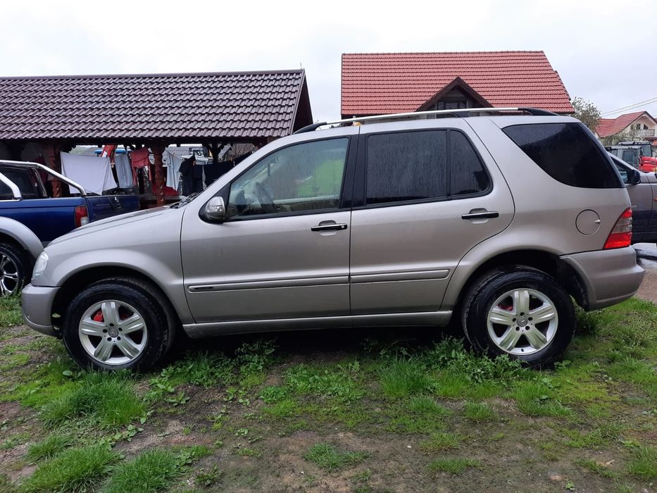 Vand Mercedes ML 270