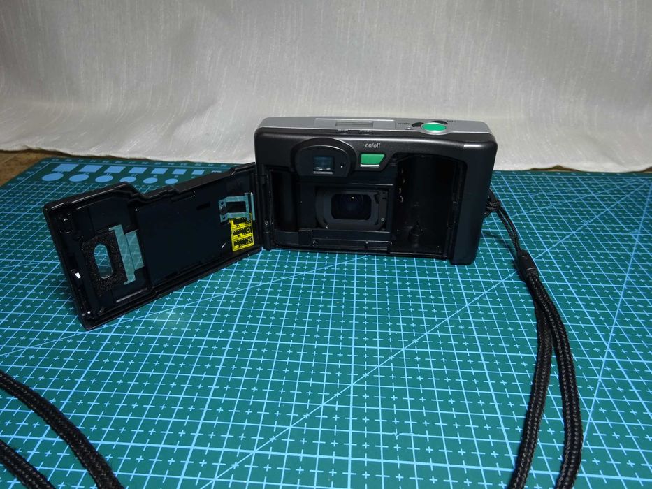 Aparat foto digital Canon Ixus 120 IS