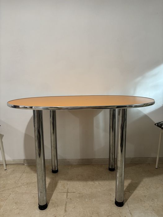 Masa ovala bucatarie