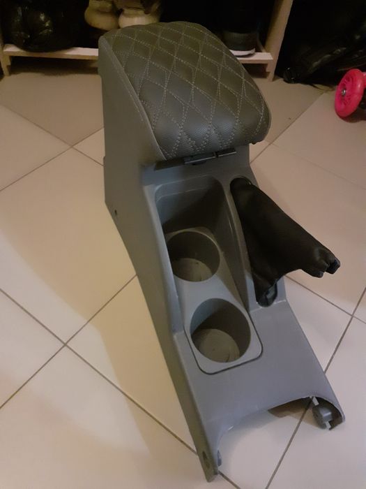 Продам подлокотник