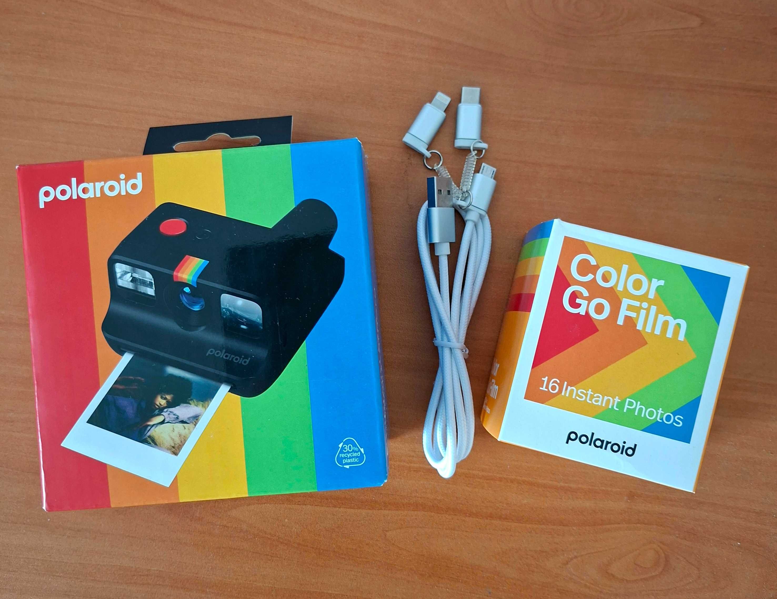 Моментен фотоапарат Polaroid + филм + подарък кабел 3в1 | нов