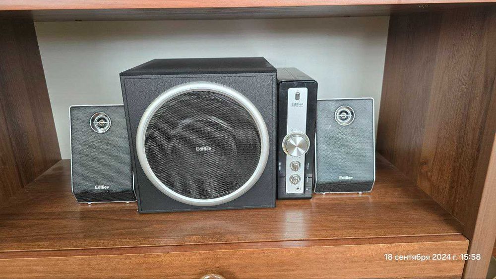 Продается Сабвуфер Edifier