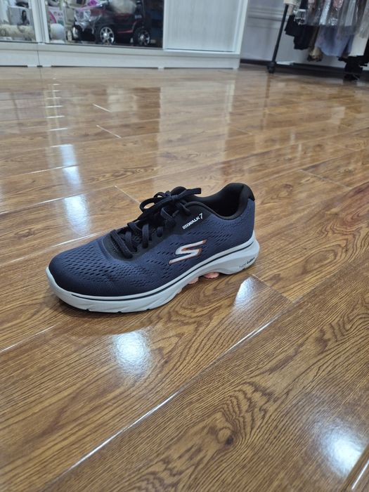 Skechers go walk 7