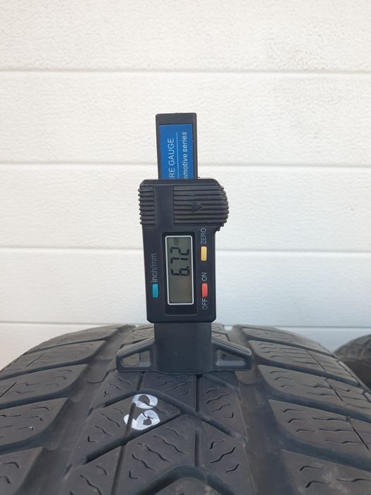 Зимни гуми 4 броя PIRELLI SottoZero3 215 60 R16 дот 4619