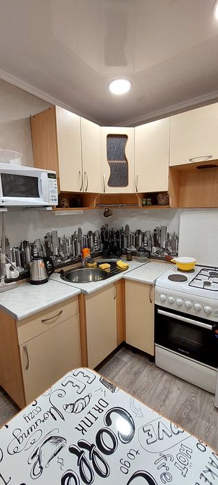 Продам плитку электрическая -газовая