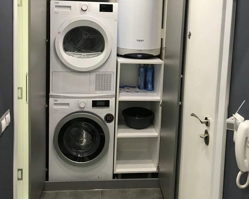 Дава се под наем Тристаен апартамент в Бургас, Център - 65 кв.м за 1020 € - Снимка #5