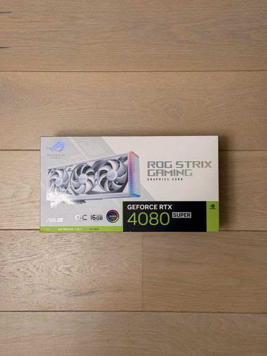 Placă Video Rog Strix RTX 4080S OC White LIMITED EDITION