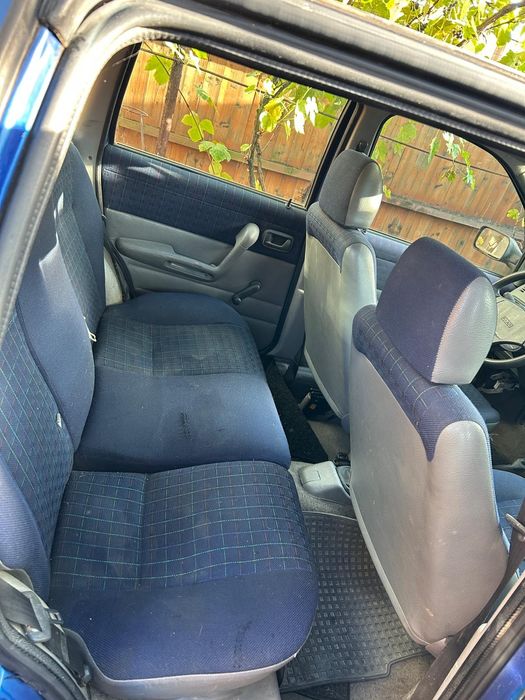 Vând Fiat Punto  1.2 benzina