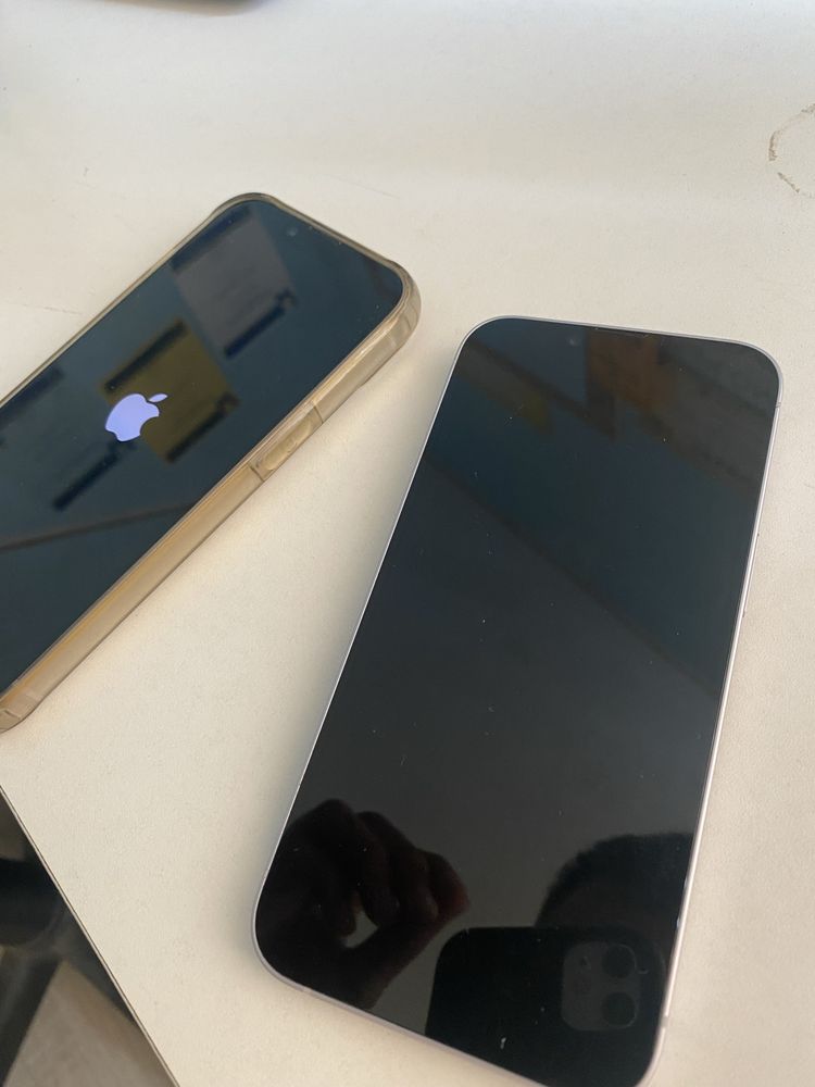 2 броя Iphone 14 на части или цели! Прочети описанието!