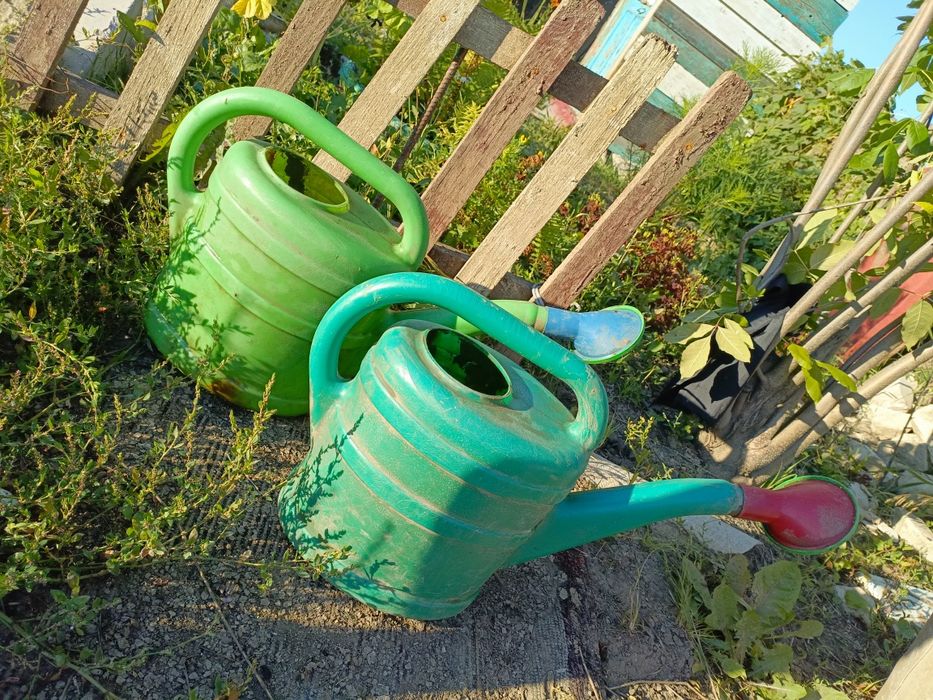 Лейка 10 литров .