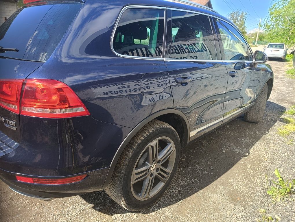 Dezmembram ușa haion bara fata complecta kit airbaguri vw Touareg 2014