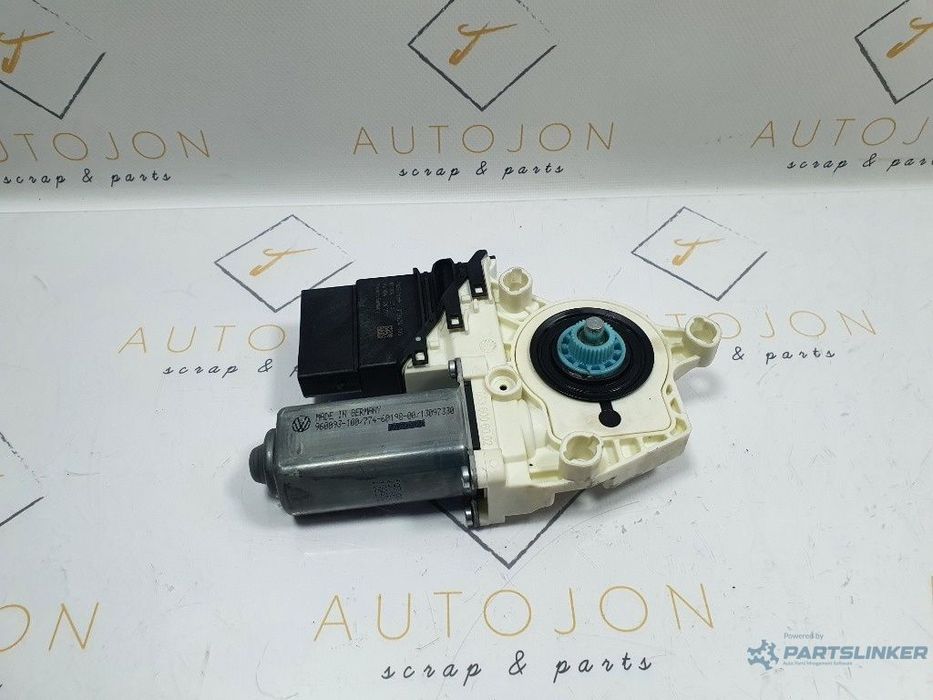 Motoras macara geam stanga spate VOLKSWAGEN GOLF V Variant 1K5 2007 - 2009, VOLKSWAGEN PASSAT Variant 3C5 2005 - 2011 2.0 TDI BMP 973624-106   1K0959703P