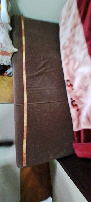 Donez  doua corpuri coltar