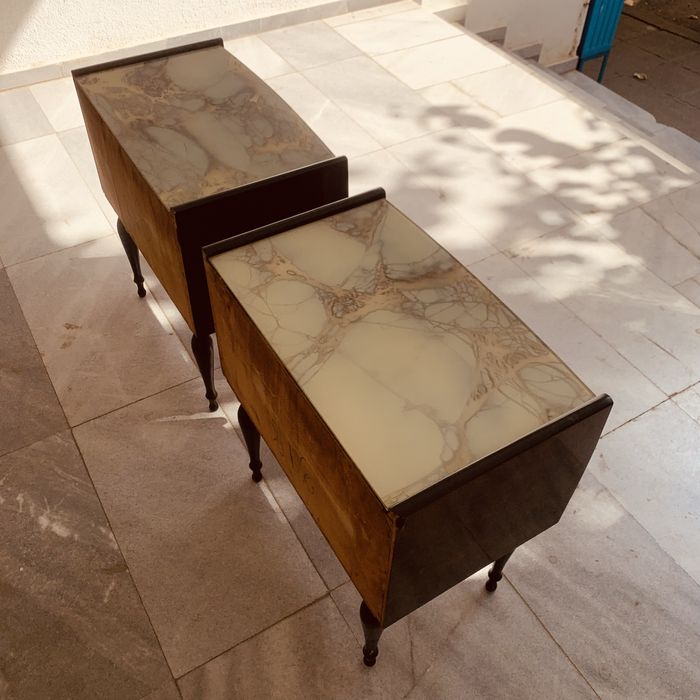 Италиански нощни шкафчета от 60-те