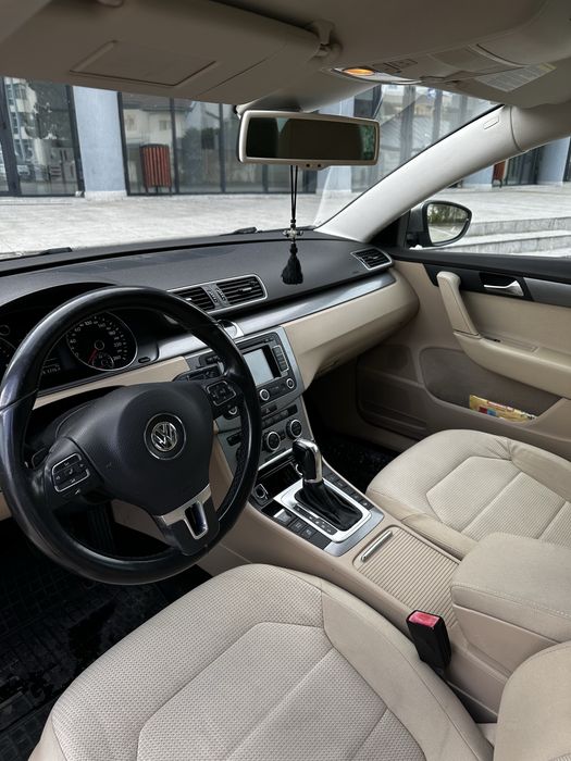 VOLKSWAGEN Passat B7 / 2013 / 1.6 TDI / AUTOMAT / Xenon / Camera