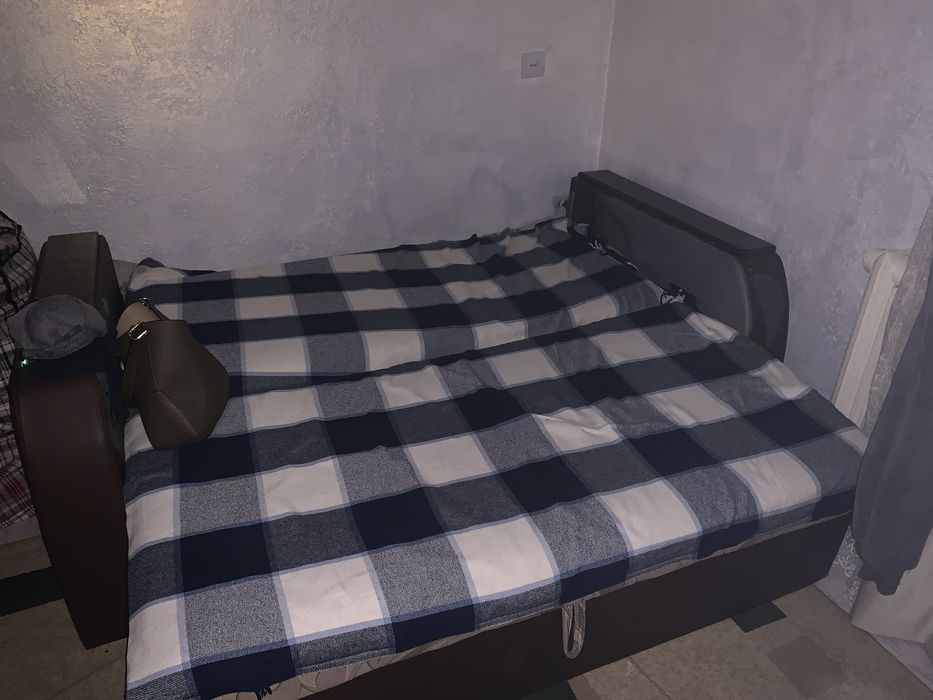 Отдам даром диван