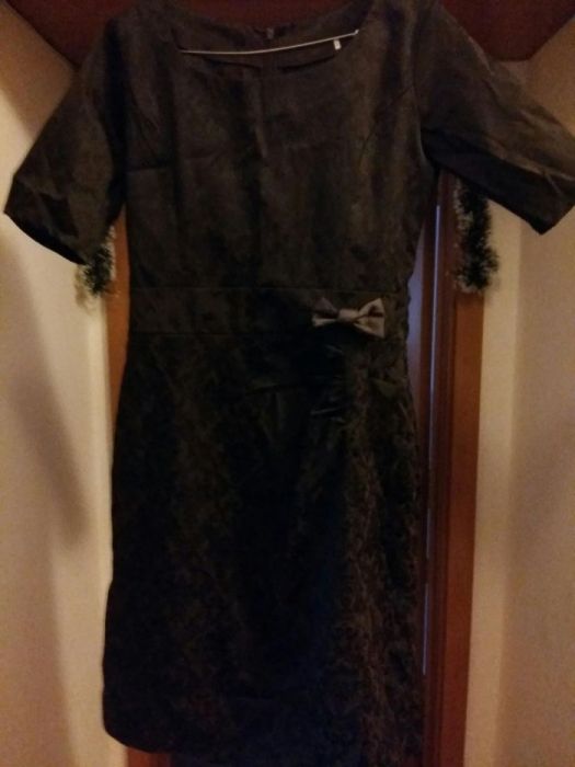 страхотна рокля