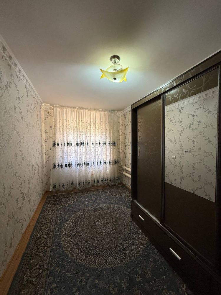 Сдается 3 х комнатная квартира на 1 этаже Пиридастгир 250 $