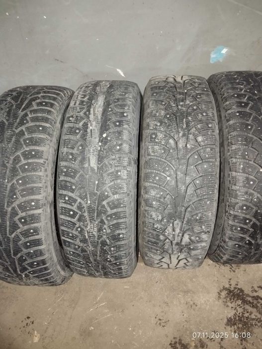 Зимние шины без дисков 225/65R 18