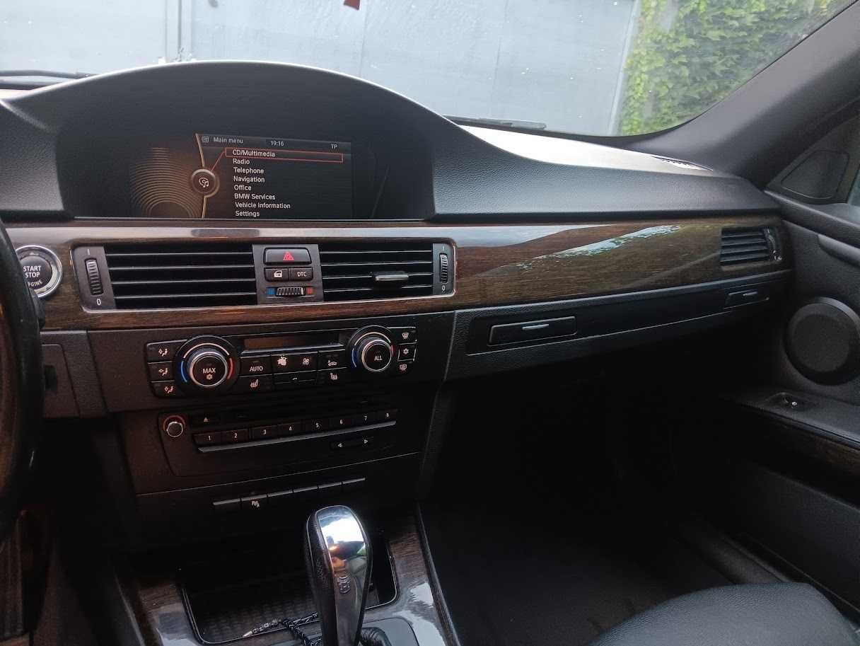 BMW 320 E92 Coupe impecabil tehnic. O masina deosebita.