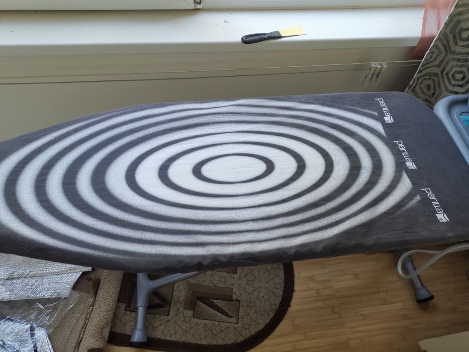 Stație de calcat cu aburi Braun CareStyle5, posibil cu masa de calcat