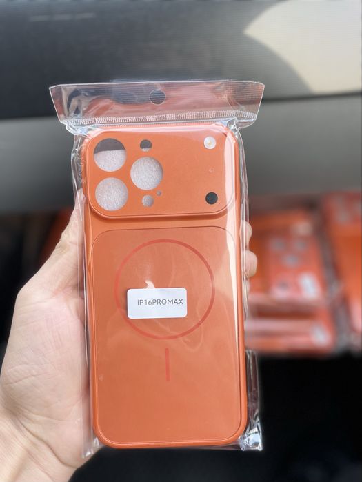 Chexol iPhone 17 dizayn 13, 14, 15, 16 pro va pro maxlarga tushadi