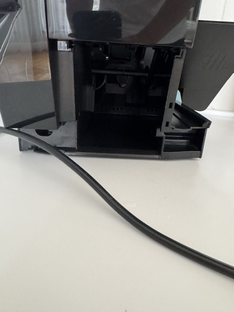 Продам кофемашину Delonghi