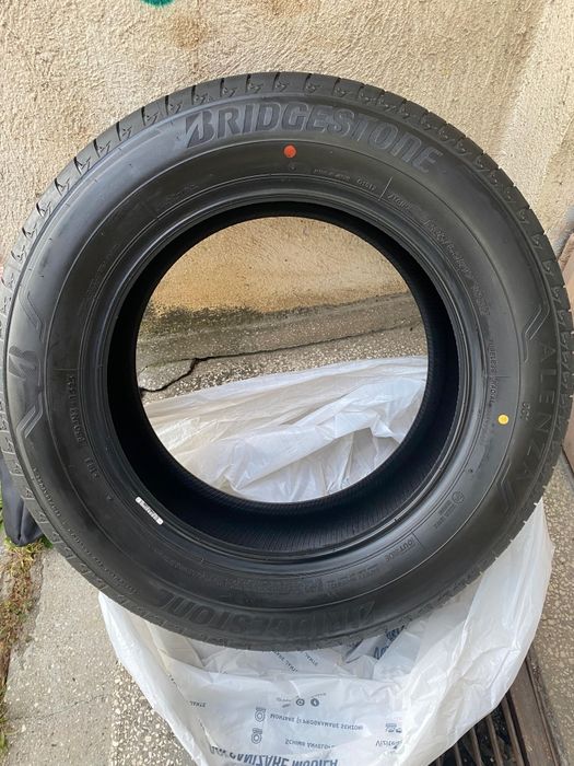 4 Anvelope Vara Bridgestone 225x65x17 102H Dot 2025