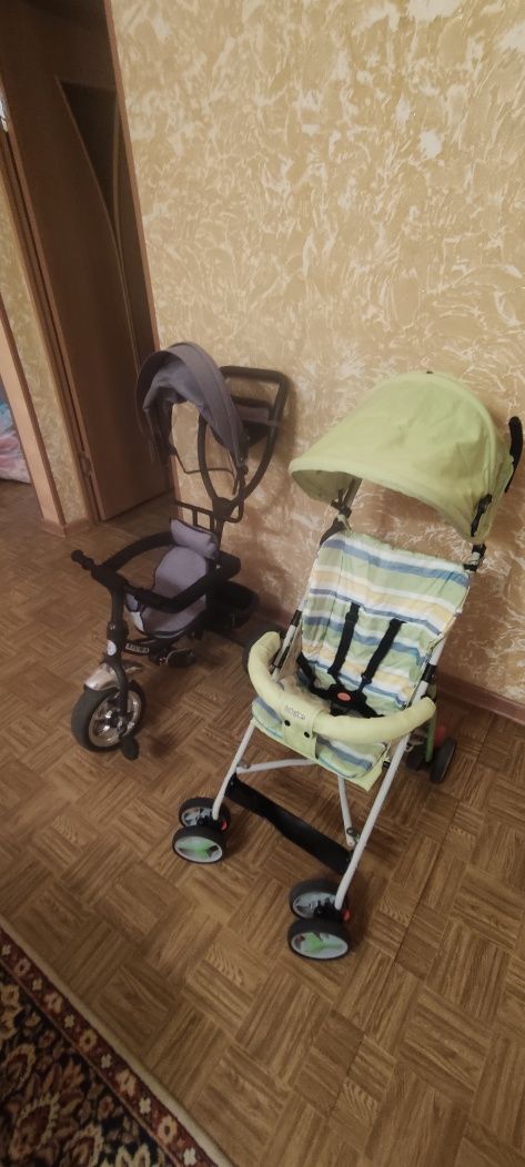 Велосипед, коляска, детский стул.