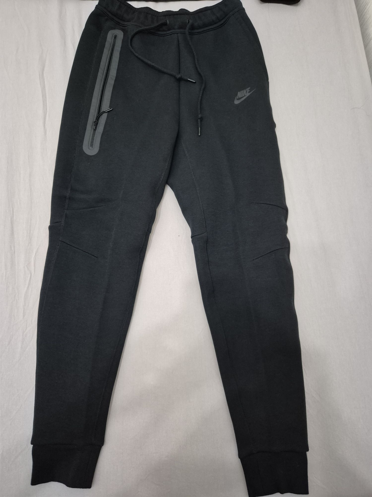 Nike tech fleece new