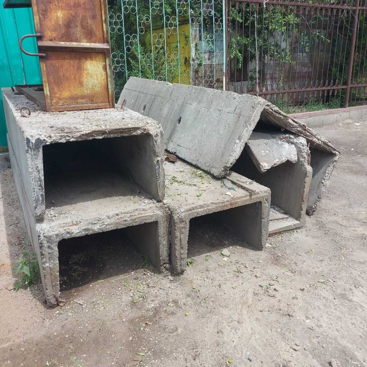 Фундаментные литые лотки
