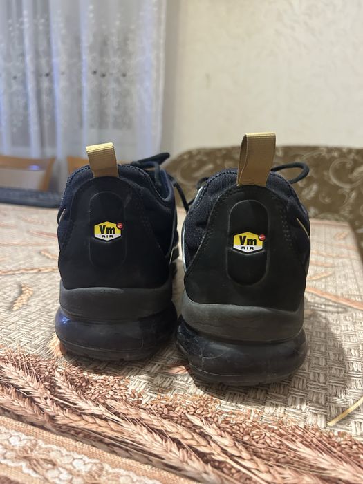 Nike VaporMax plus