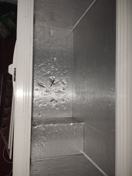 Sovutgich. Yaxshi ishlaydi.