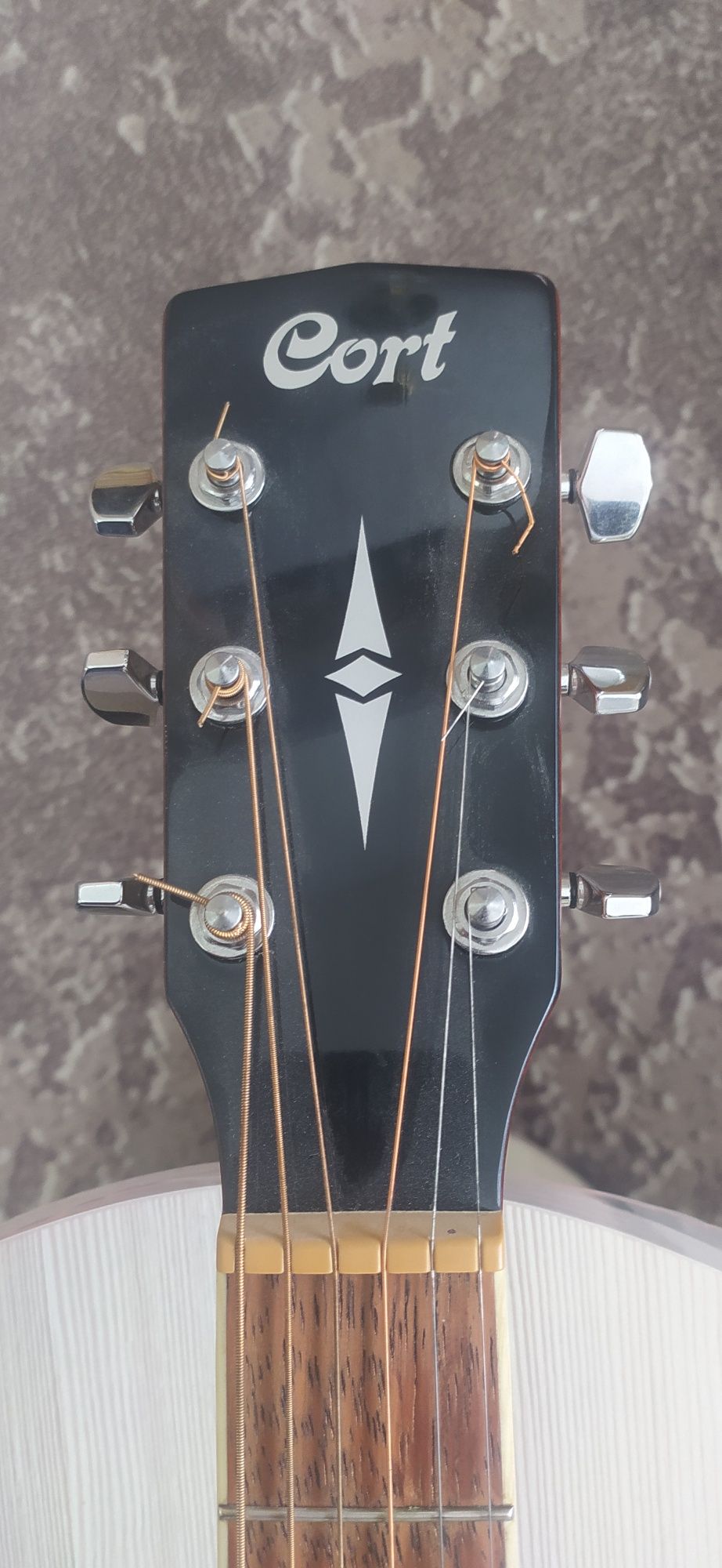 Гитара электроакустическая Cort SFX-DAO NAT.