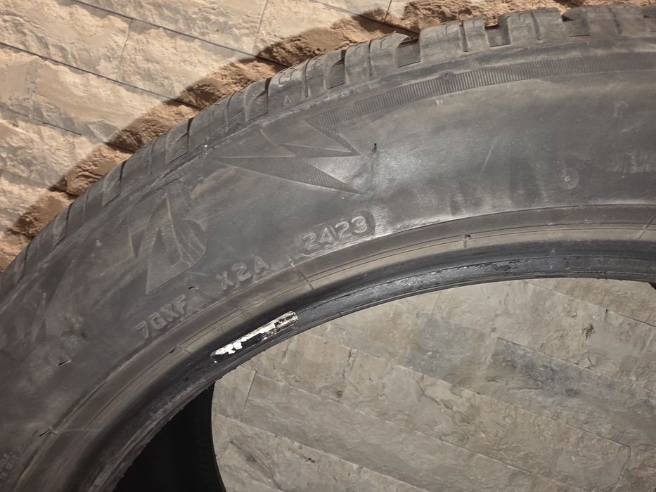 315/40/21 Bridgeston BLIZZAK 1бр