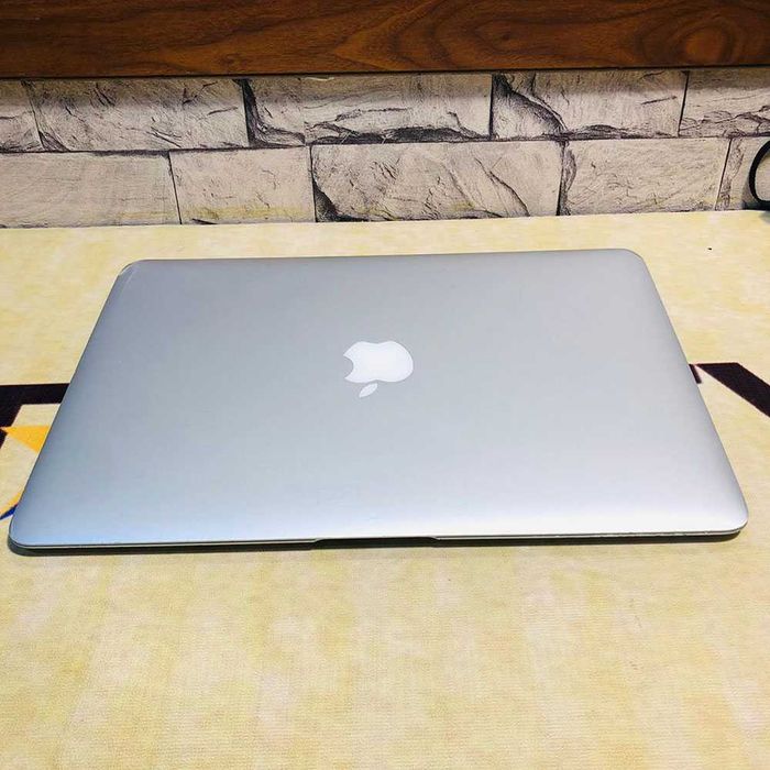 Apple MacBook Air