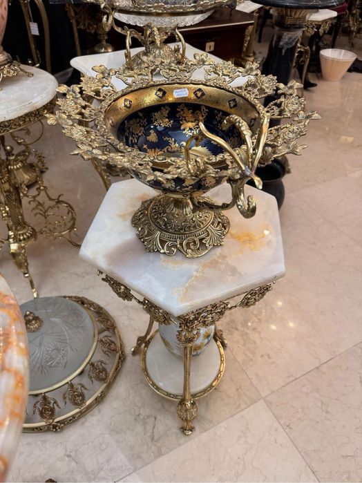 Masa bronz masiv - onix