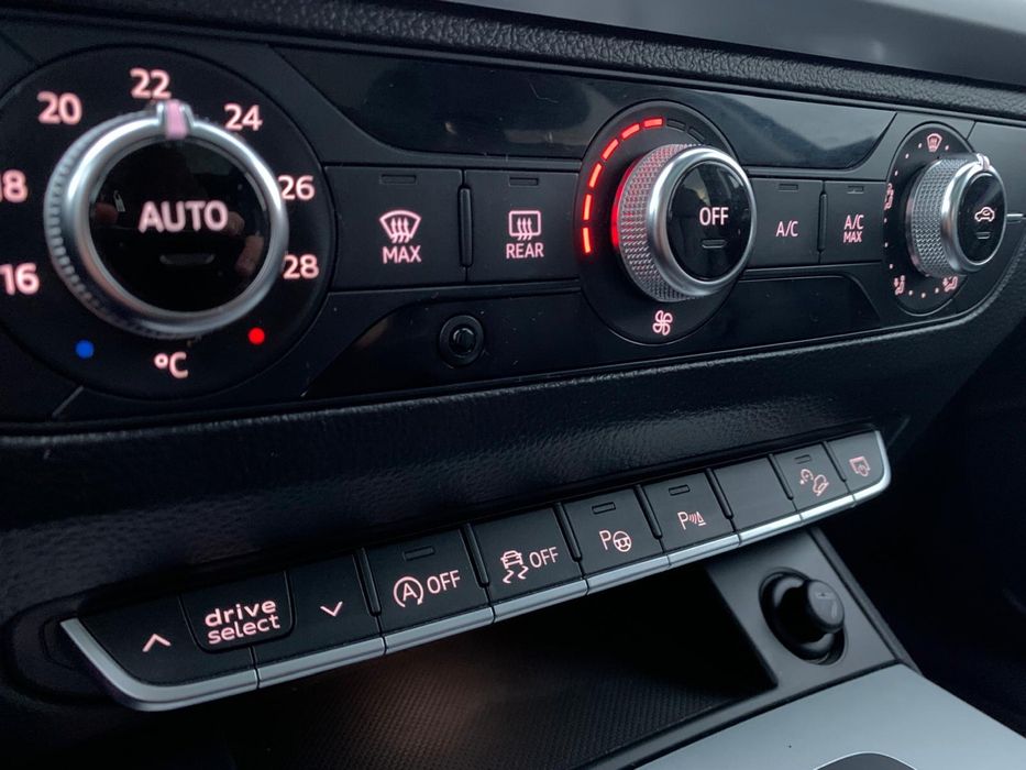Audi QUATRO Q5 diesel Stronic TRAPA 19500 doar pana pe 31.10.2025
