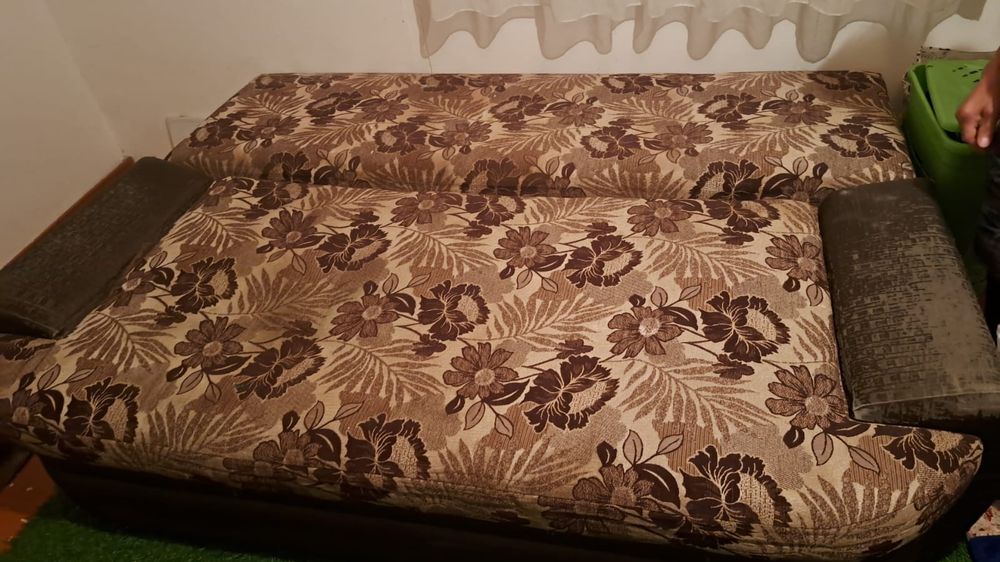 Продам диван софа.