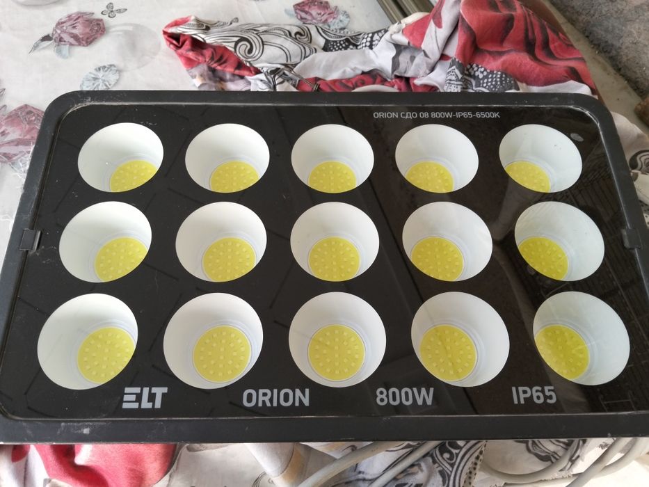 Прожектор 15 тали,800ват