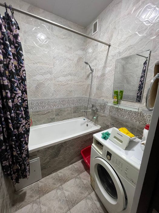 Сдаю квартиру Яшнабадский р-он Авиасозлар-1.  2-ком 2-этаж 4-этажном Д