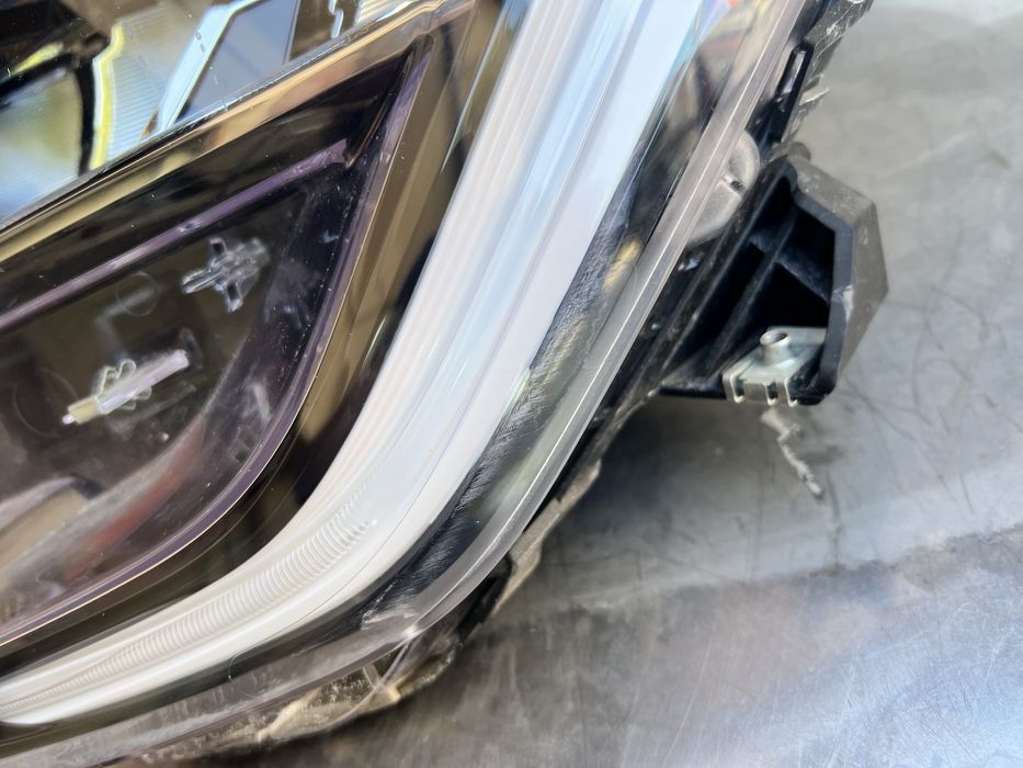 Far stanga full led Renault Arkana