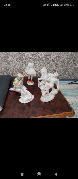 Фарфоровые статуэтки