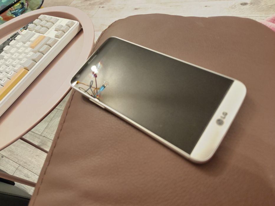 Нов LG G5 F700L, корейски вариант