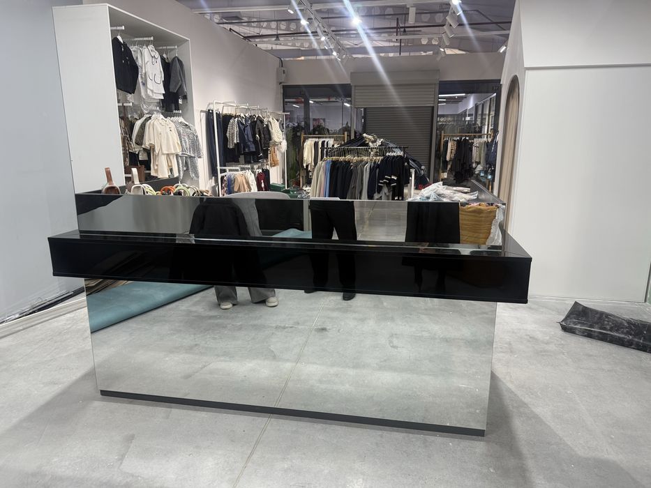 Продаётся кассовая стойка в идеальном состоянии!