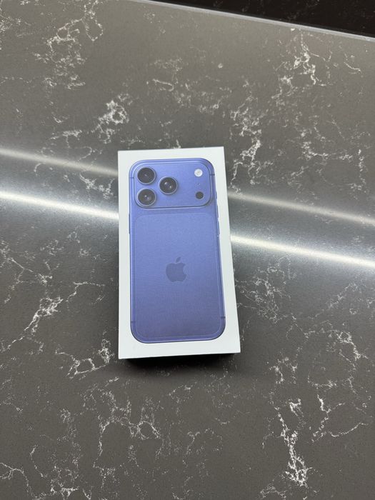 iPhone 17 Pro 256 GB НЕОТВАРЯН (с гаранция до 11м 2027г)