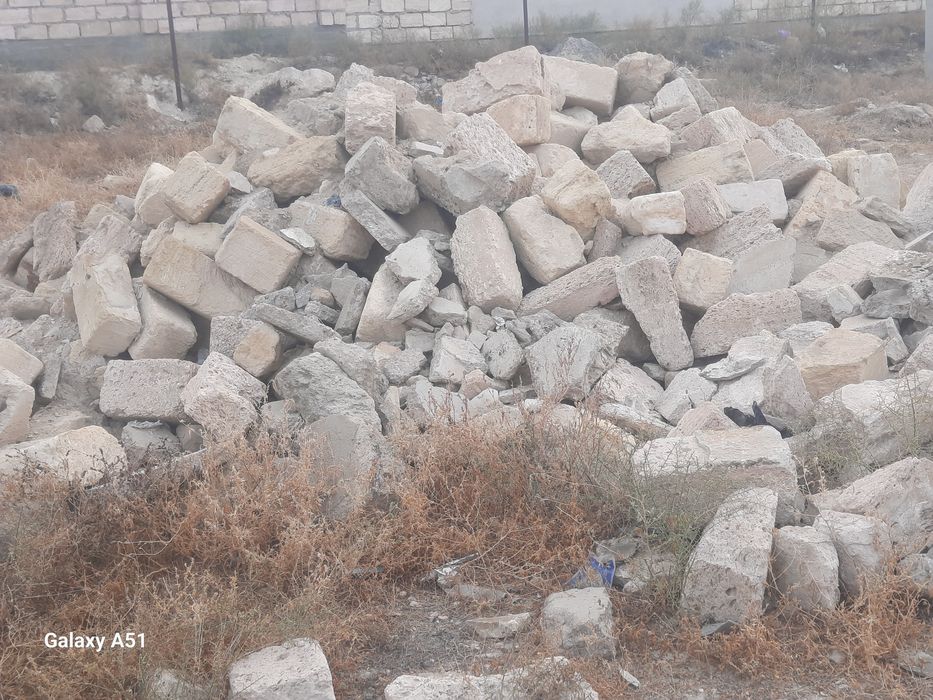 Бутан камень тастар тегін алып кетініз тез арада мангышлак  кварталда